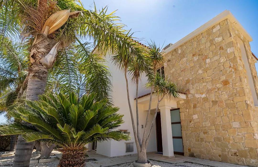 Sea Point Villas Luxury Villas With Private Pools In Coral Bay-1