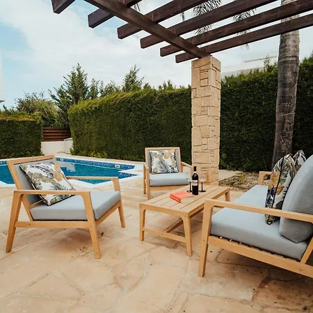Sea Point Villas Luxury Villas With Private Pools In Coral Bay-3